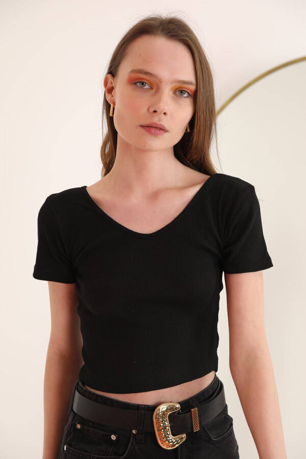 Women's Blouse with V-Neck Detail in Corsage Fabric - Black - 7