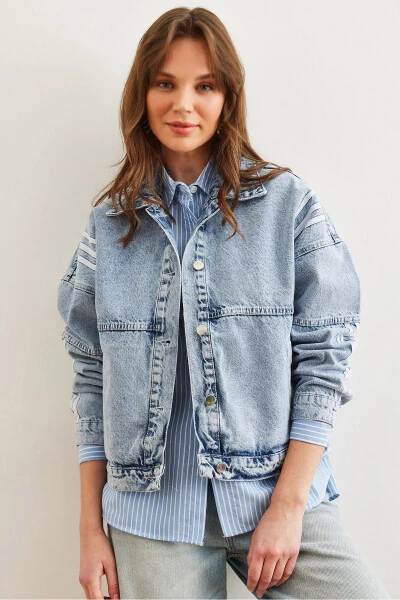 Women's Blue 3 Stripe Detail Pocket Denim Jacket CKT-19000421 - OLALOOK