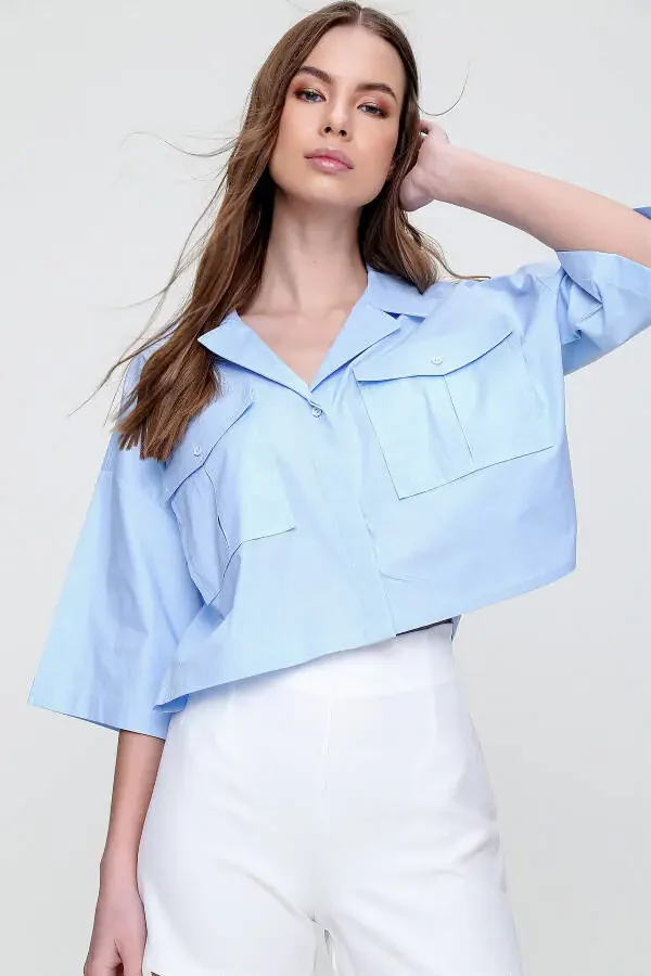 Women's Blue Envelope Pocket Crop Poplin Shirt ALC-X6045 - 3