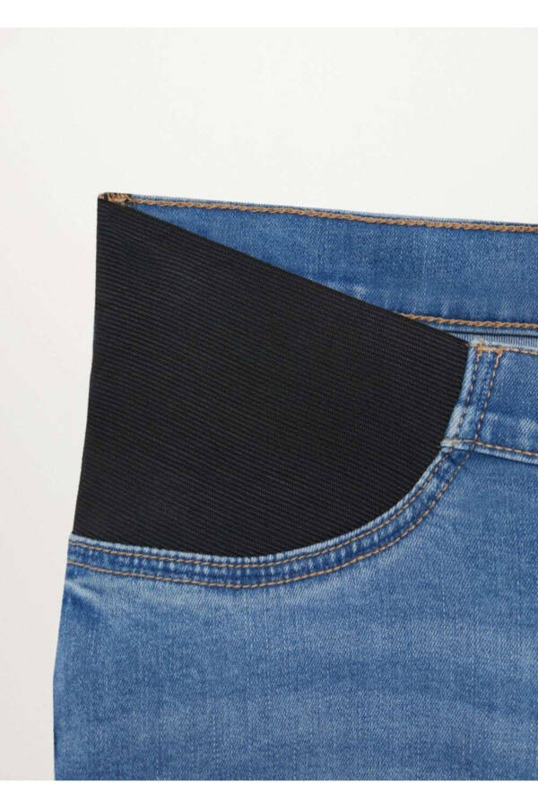 Women's Blue Regular Waist Jeans - 6