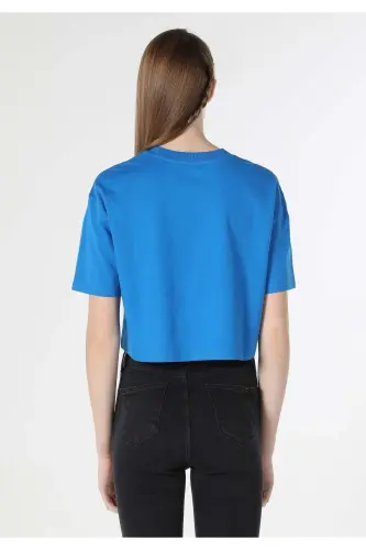 Women's blue, short-sleeved, regular fit t-shirt. - COLIN'S (1)