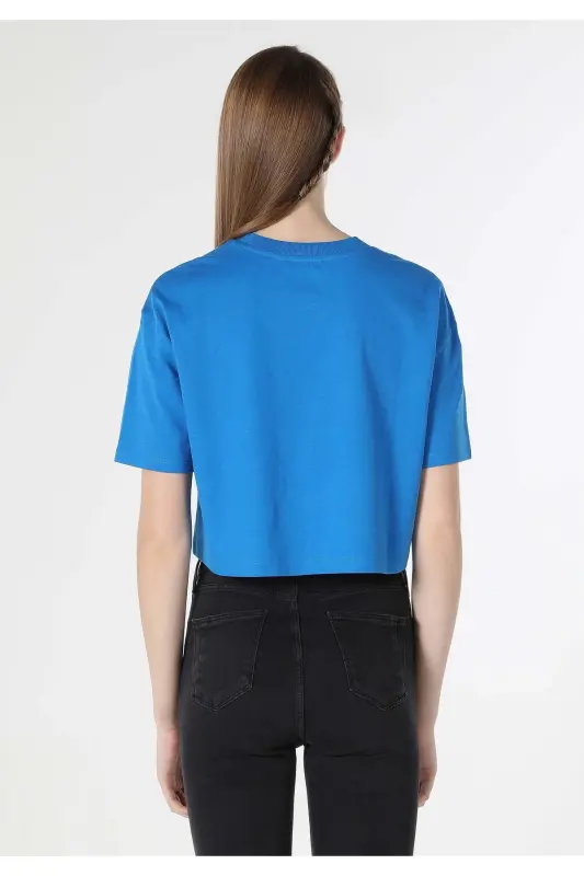 Women's blue, short-sleeved, regular fit t-shirt. - 2