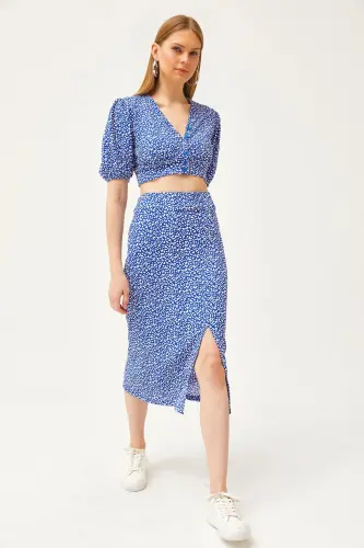 Women's Blue Top Buttoned Blouse Slit Hem Skirt Set - 3