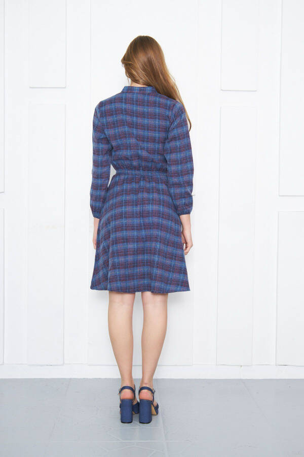 Women's Blue V-Neck Elastic Waist Plaid A-Line Dress ARM-24K001041 - 4