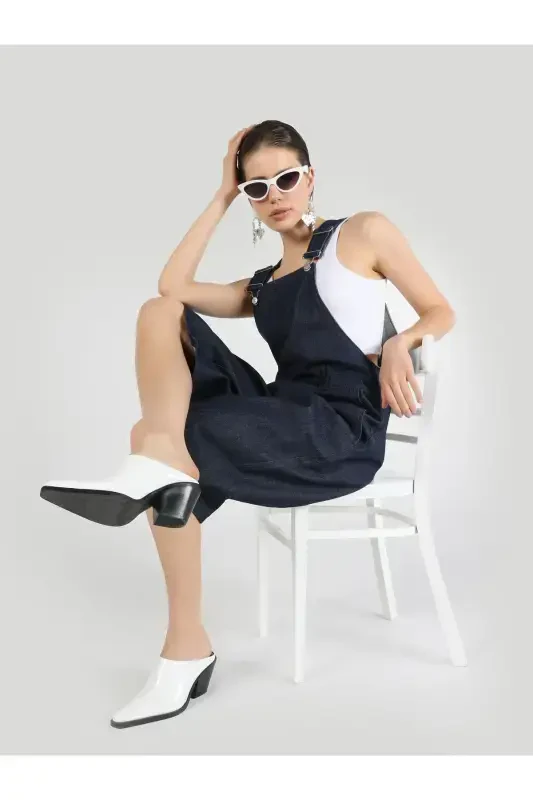 Women's blue, wide leg, regular fit shorts - 5