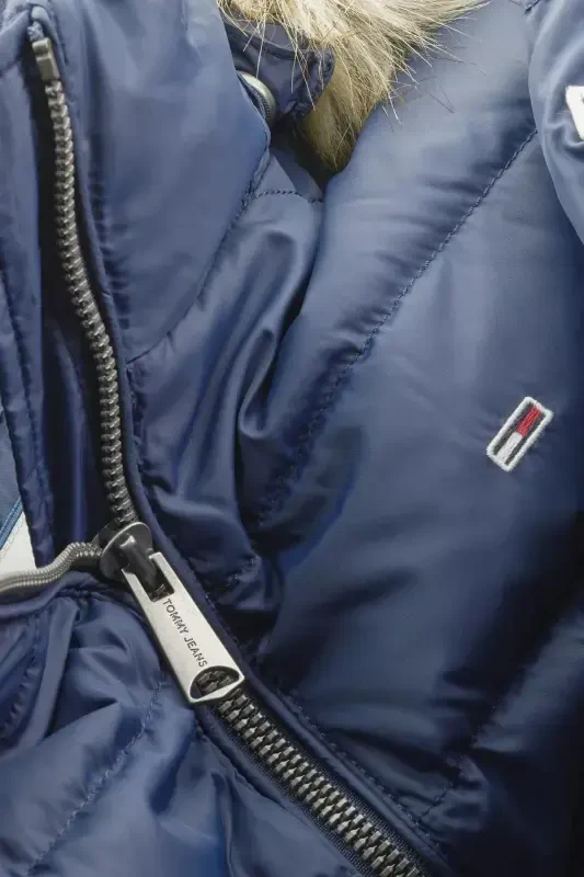 Women's Brand Flag Logo Fixed Hood Quilted Padded Navy Blue Jacket Dw0dw08588-c87 - 3