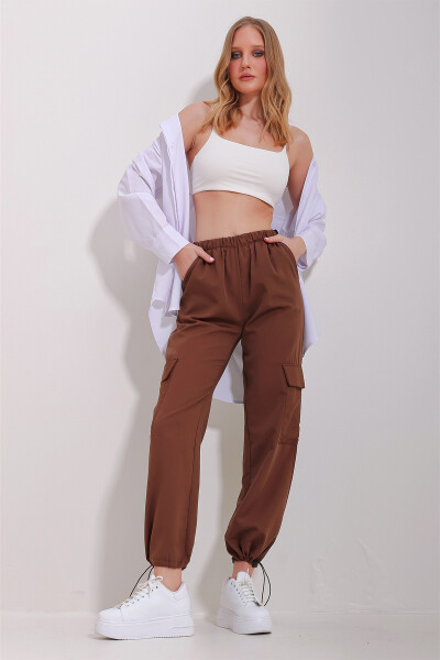 Women's Brown Cargo Pocket Elastic Waist Jogger Pants ALC-X10090 - 2