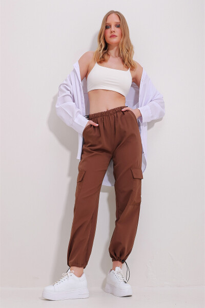 Women's Brown Cargo Pocket Elastic Waist Jogger Pants ALC-X10090 - 3