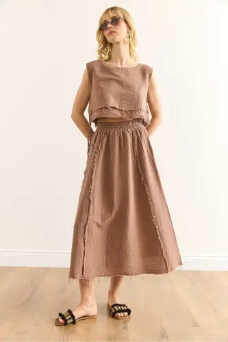 Women's Brown Elastic Waist Raw Hem Gauze Skirt - 1