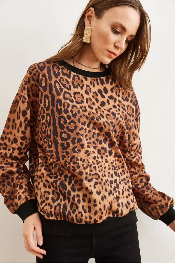 Women's Brown Leopard Basic Soft Textured Relaxed Sweatshirt SWT-19000457 - 4