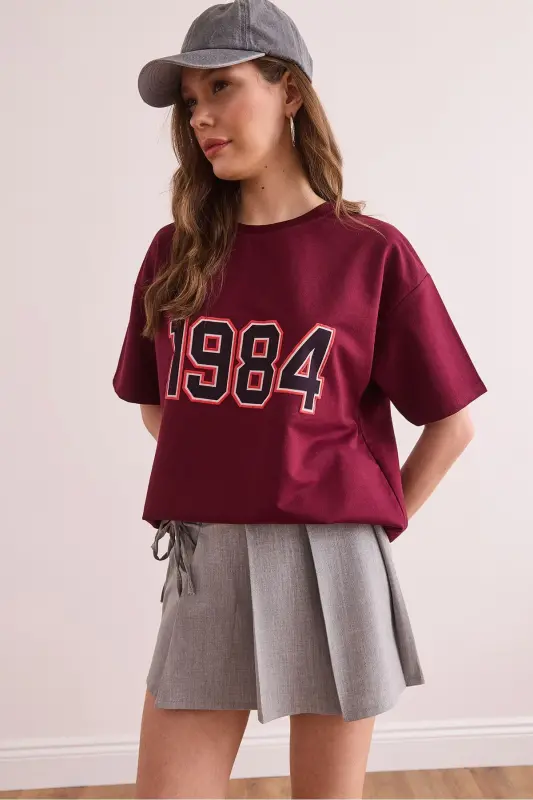 Women's Burgundy 1984 Printed Relaxed Fit 2 Yarn T-Shirt T - 3