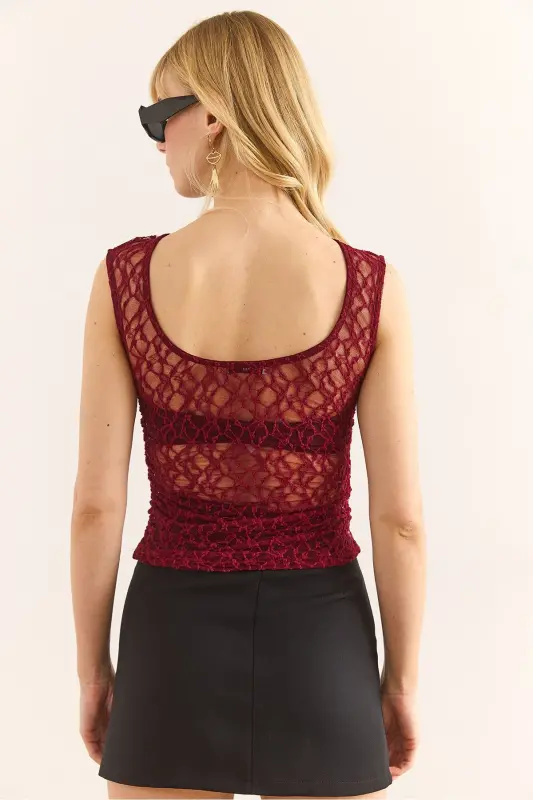 Women's Burgundy Back-Cutout Side-Ruched Lace Blouse - 6