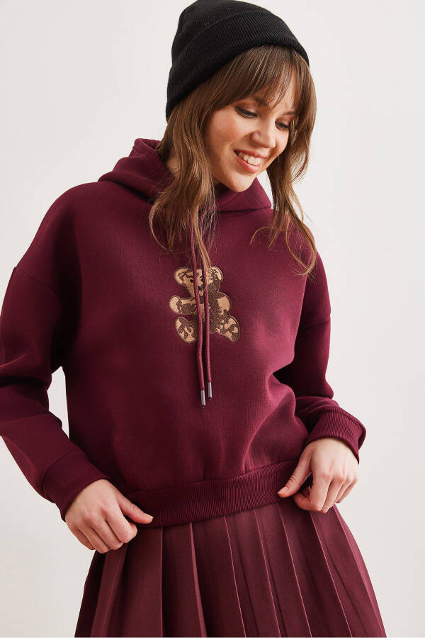 Women's Burgundy Bear Appliqued Thistle Hooded Sweatshirt SWT-19000712 - 4