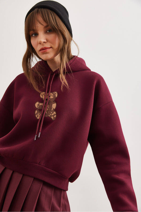 Women's Burgundy Bear Appliqued Thistle Hooded Sweatshirt SWT-19000712 - 5