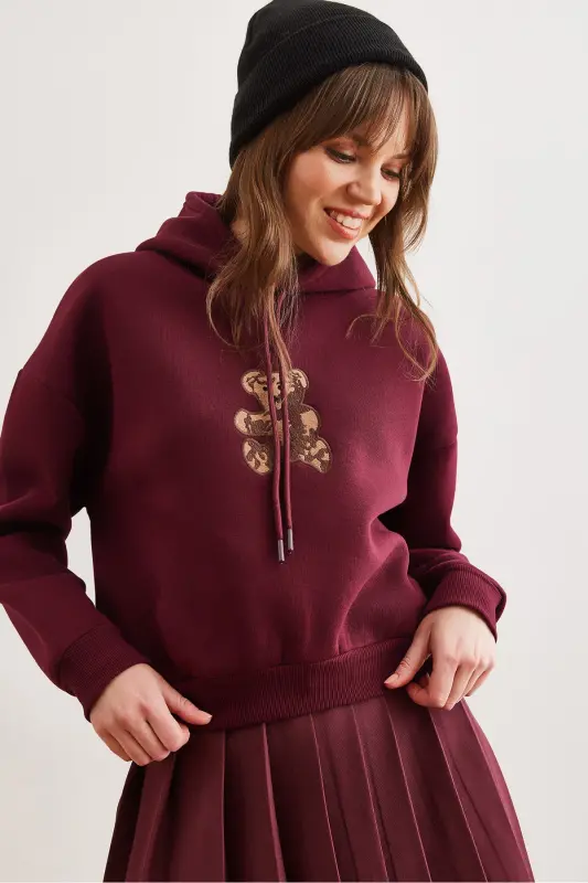 Women's Burgundy Bear Appliqued Thistle Hooded Sweatshirt SWT-19000712 - 5