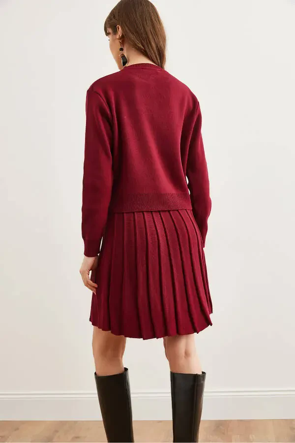 Women's Burgundy Button Detail Top Cardigan with Pleated Skirt Knitwear Set TKM-19000332 - 7