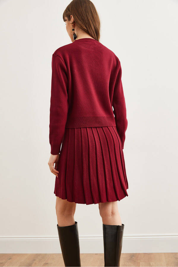Women's Burgundy Button Detail Top Cardigan with Pleated Skirt Knitwear Set TKM-19000332 - 15