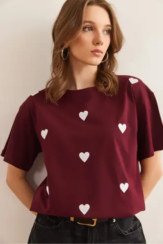 Women's Burgundy Heart Embroidered Cotton Regular Fit T-Shirt - 3