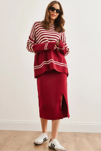 Women's Burgundy Knitted Upper Sweater and Lower Slitted Skirt Set TKM-19000321 - 1