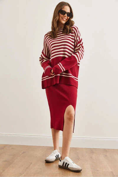 Women's Burgundy Knitted Upper Sweater and Lower Slitted Skirt Set TKM-19000321 - 2
