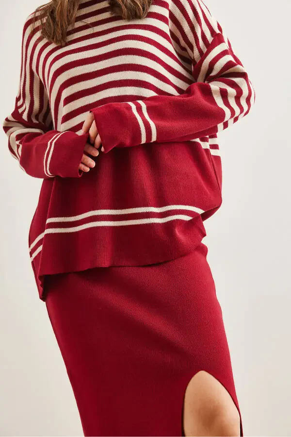 Women's Burgundy Knitted Upper Sweater and Lower Slitted Skirt Set TKM-19000321 - 6