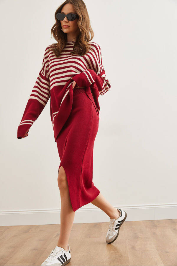 Women's Burgundy Knitted Upper Sweater and Lower Slitted Skirt Set TKM-19000321 - 5