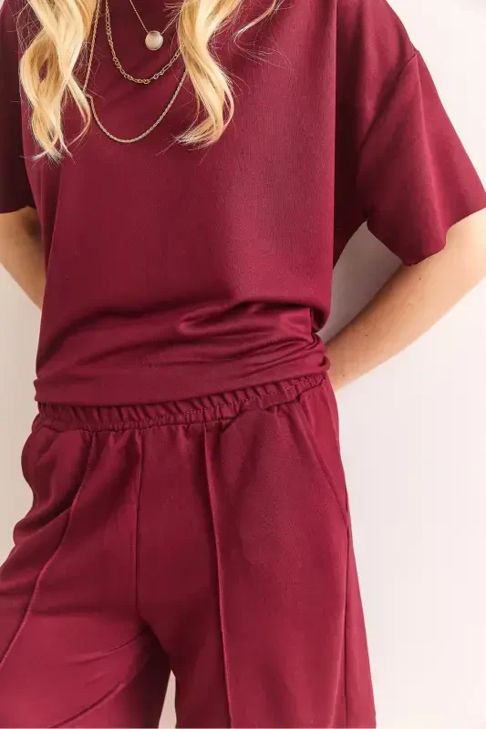 Women's Burgundy Top Oval T-shirt Bottom Pocketed Shorts Set T - 7