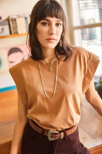 Women's Camel Armpit Detail Batwing T-Shirt TSH- - 5