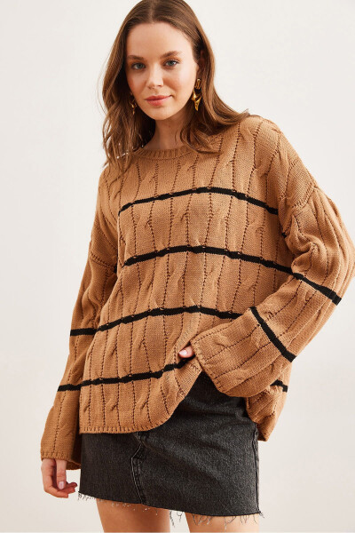 Women's Camel Cable Knit Turtleneck Sweater KZK-19000919 - 3