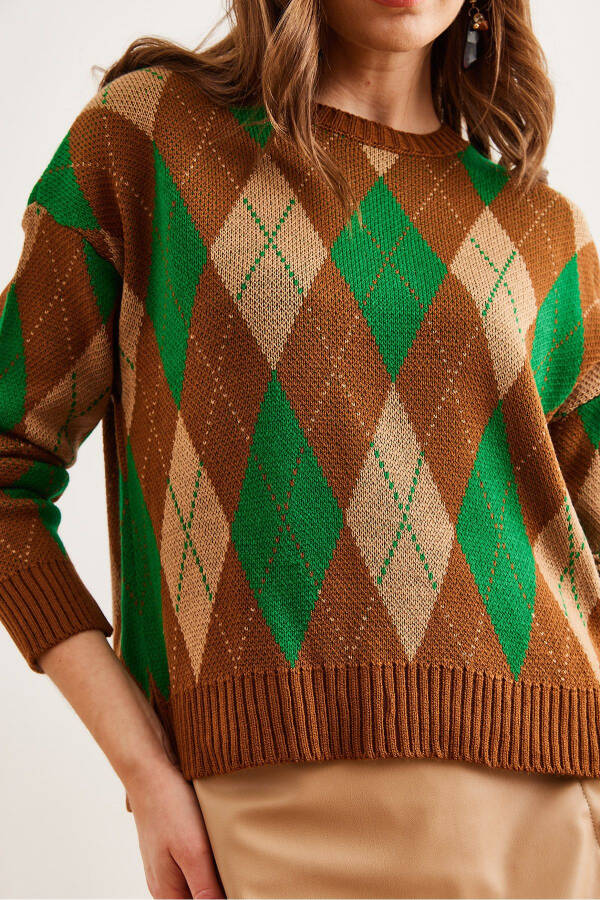 Women's Camel Cashmere Baklava Patterned Crop Knit Sweater KZK-19000910 - 5