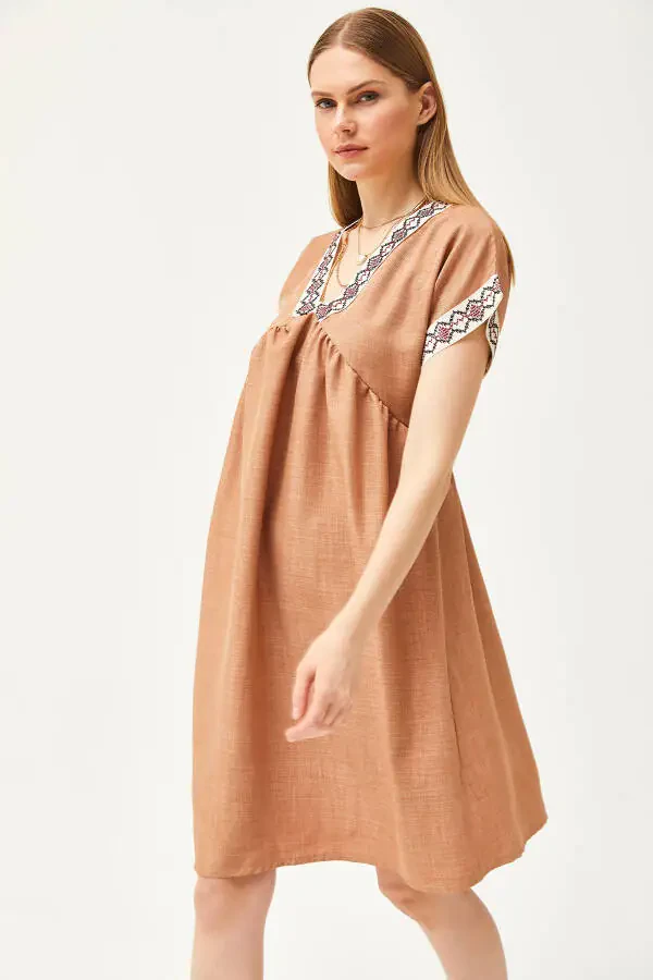 Women's Camel Collar Lace Linen Dress ELB-19002077 - 2