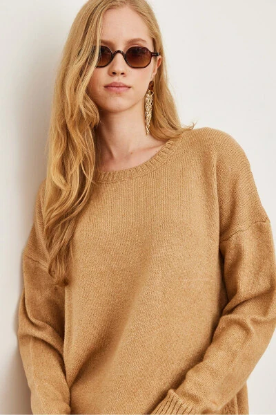 Women's Camel Crewneck Soft Textured Knit Sweater KZK-19000807 - 4