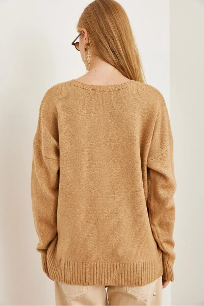 Women's Camel Crewneck Soft Textured Knit Sweater KZK-19000807 - 6