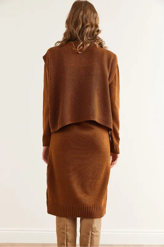 Women's Camel Hair Dress Fisherman's Sweater Knit Set T - 8