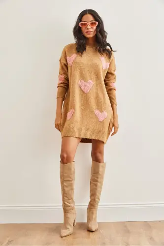 Women's Camel Heart Detailed Soft Textured Knitted Tunic - 2