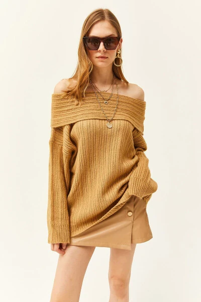 Women's Camel Madonna Collar Ribbed Loose Knit Sweater KZK-19000732 - OLALOOK (1)