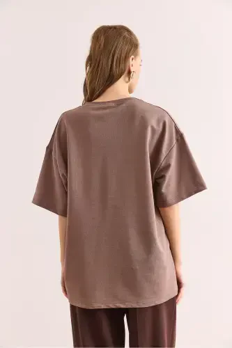 Women's Camel Mom Embroidered 2 Thread Oversize T-Shirt TS - 2