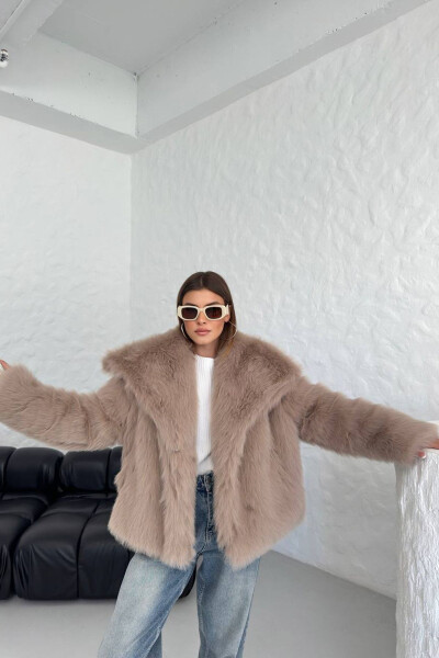 Women's Camel Oversize Snap Button Imported Fur Coat NBG037 - 3