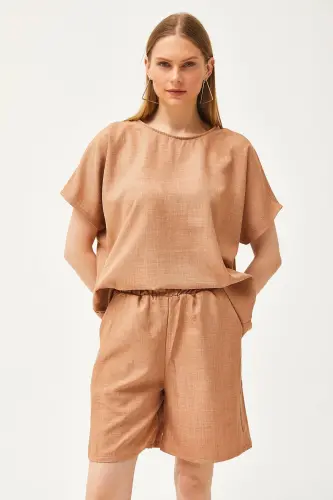 Women's Camel Top Oversize Blouse Bottom Pocketed Shorts Linen Set - 3