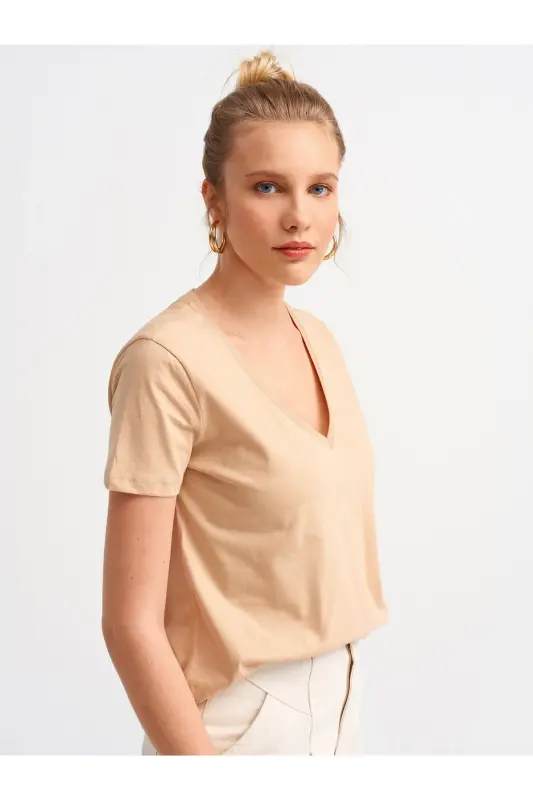 Women's Camel V-Neck Basic T-Shirt 3470 101A03470-Camel - 4