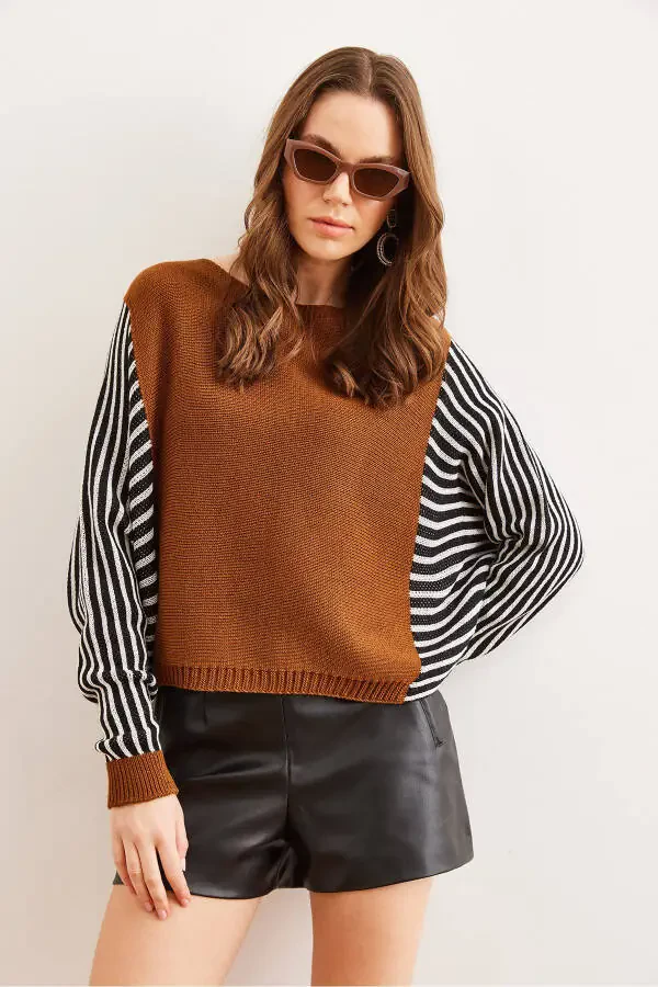 Women's Camel Wool Sleeve Detail Knitwear Sweater KZK-19000817 - 3