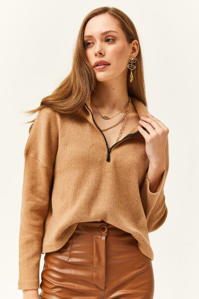 Women's Camel Zippered Stand Collar Thistle Sweater - 3