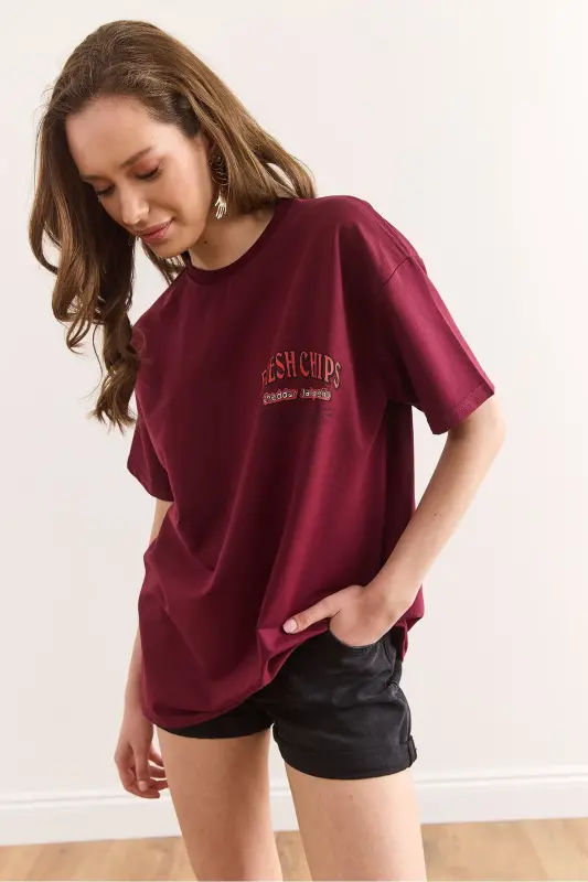 Women's Chips Burgundy Front Back Printed Relaxed Fit 2 Thread - 5