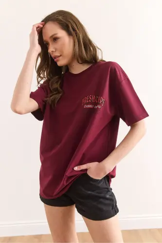 Women's Chips Burgundy Front Back Printed Relaxed Fit 2 Thread - 6
