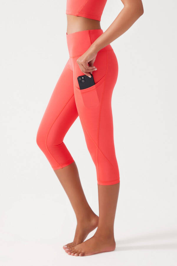 Women's Coral High Waist Shaping Double Pocket Knee Length Capri Leggings - 6