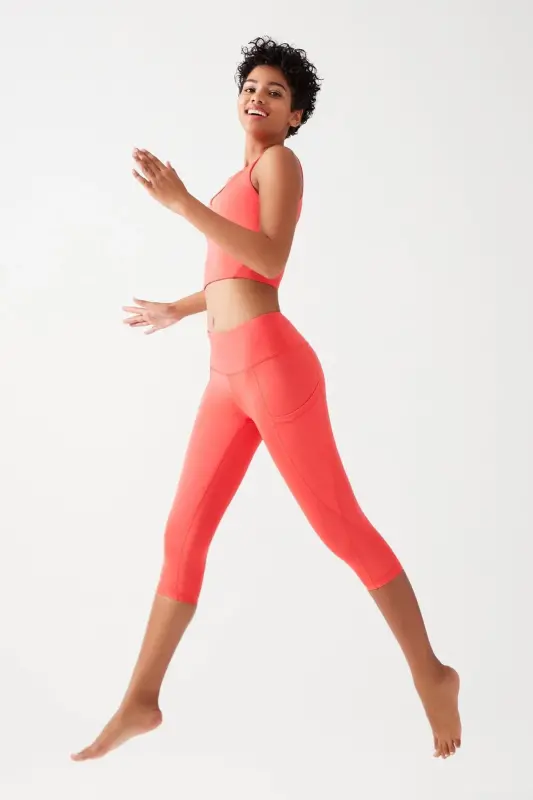 Women's Coral High Waist Shaping Double Pocket Knee Length Capri Leggings - LOS OJOS