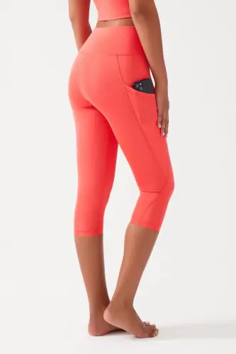 Women's Coral High Waist Shaping Double Pocket Knee Length Capri Leggings - 6