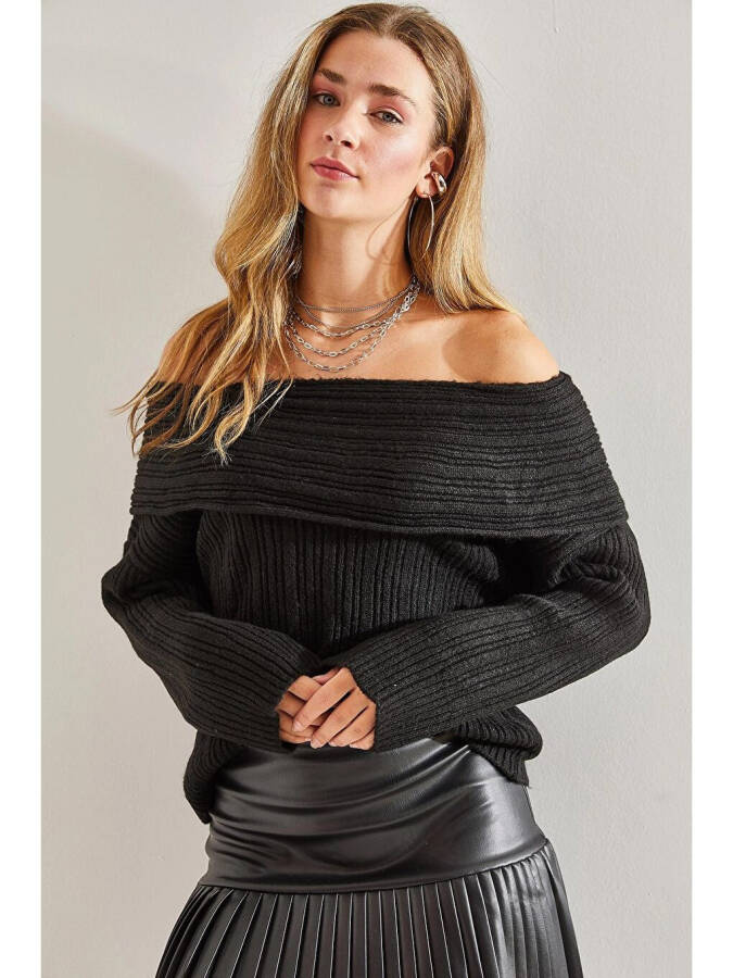 Women's Cowl Neck Sweater - Black - 2