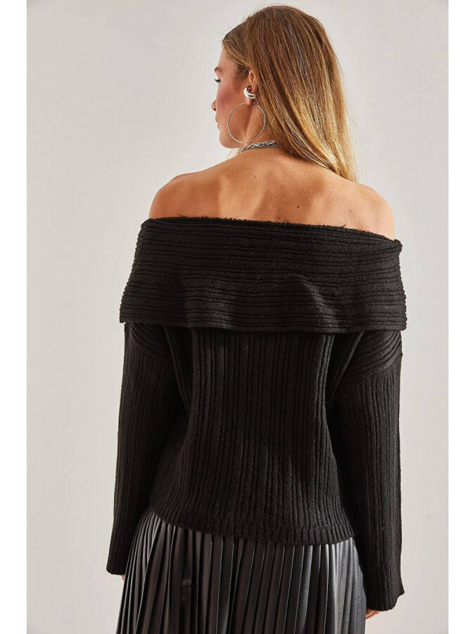 Women's Cowl Neck Sweater - Black - 5