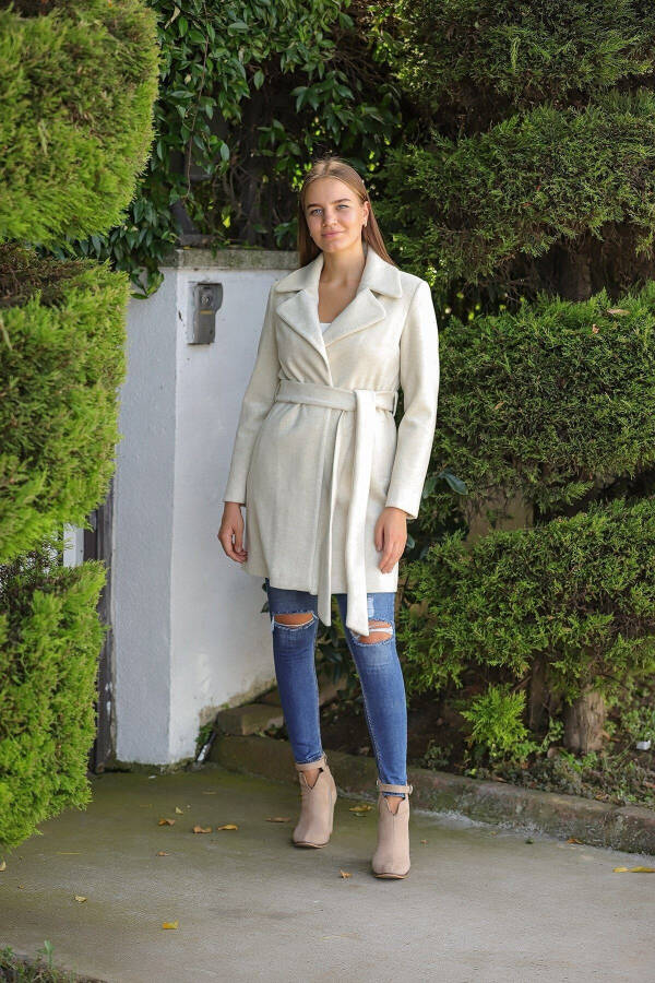 Women's Cream Belted Wide Collar Cashmere Coat - 3